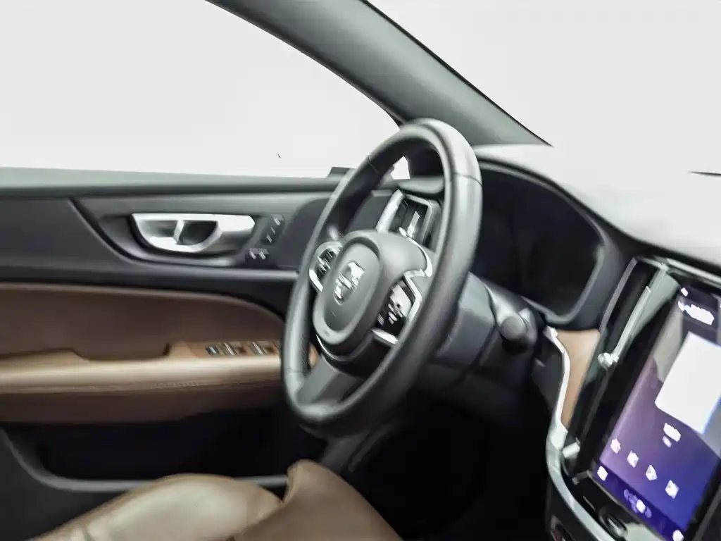 Volvo S60 — миниатюра 22