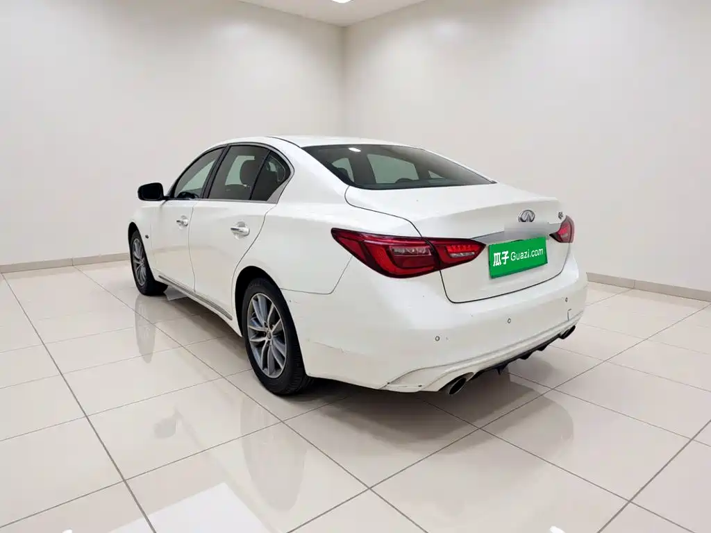 Infiniti Q50L — миниатюра 4