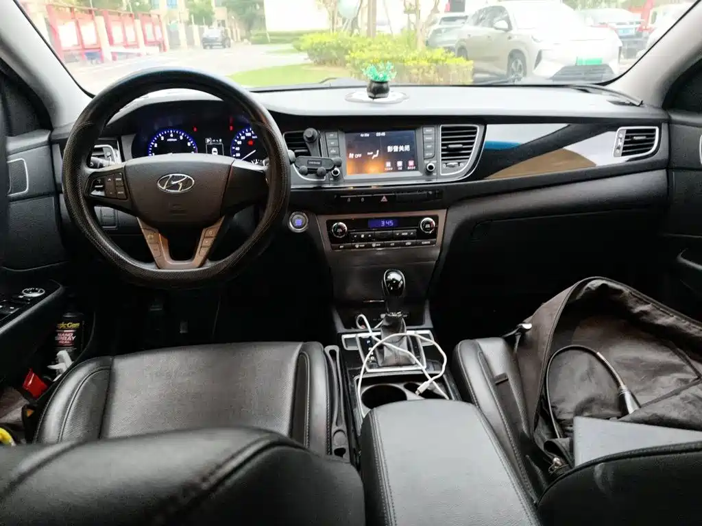 Hyundai Mistra — миниатюра 13
