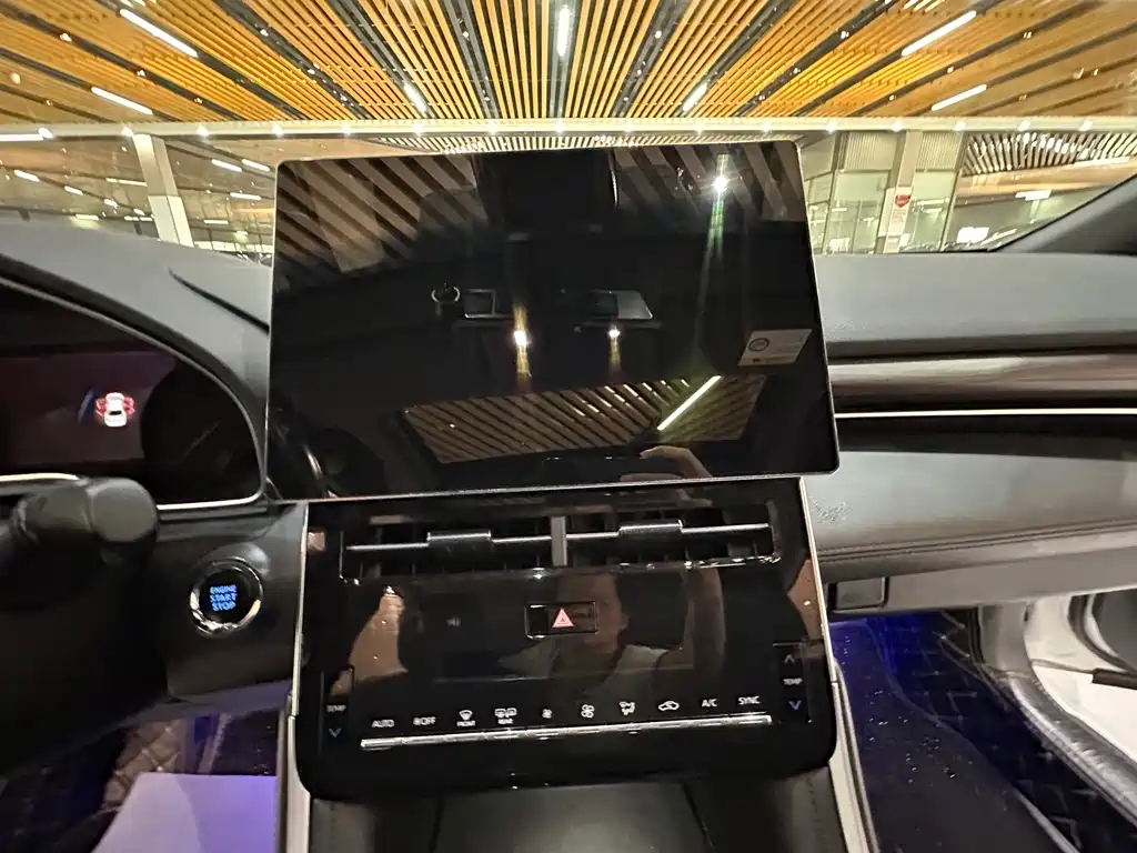 Toyota Avalon — миниатюра 29