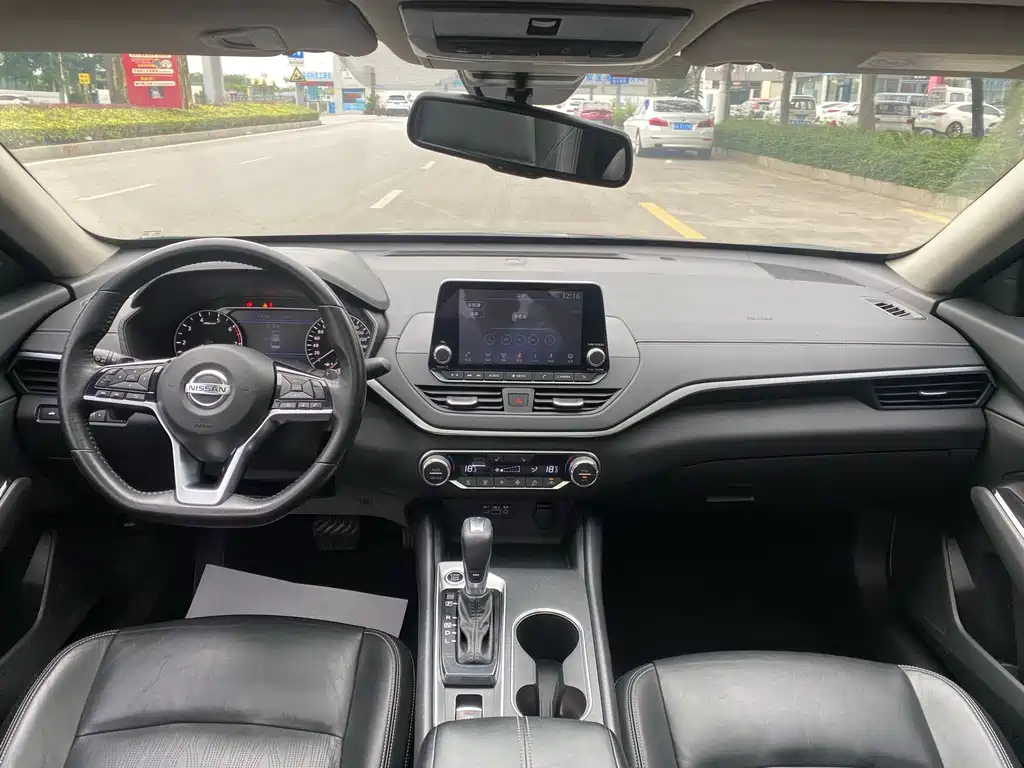 Nissan Altima 2019 2.0T XL Upper Smart