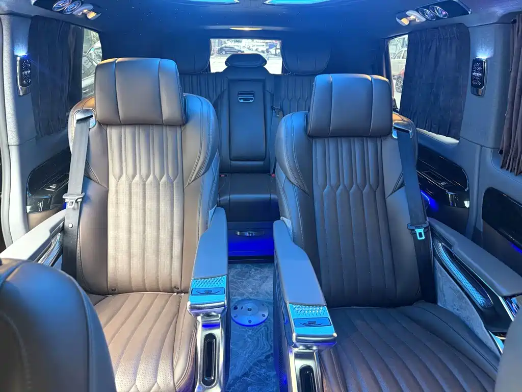 Mercedes-Benz Vito — миниатюра 7