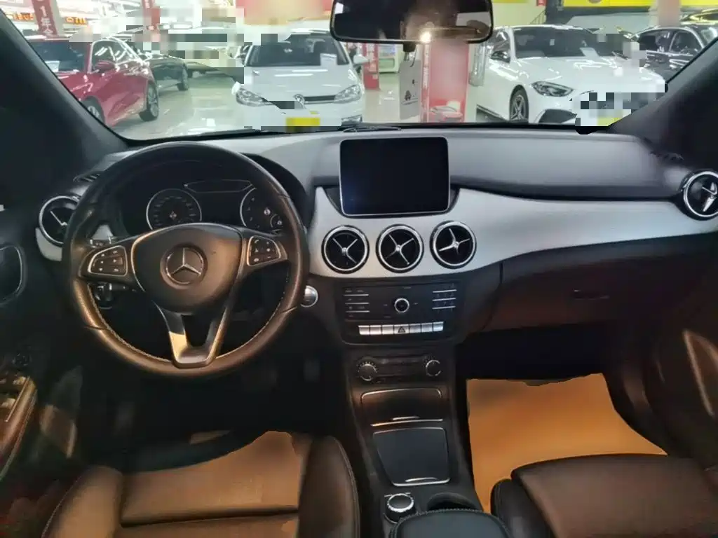 Mercedes-Benz B-Class — миниатюра 10