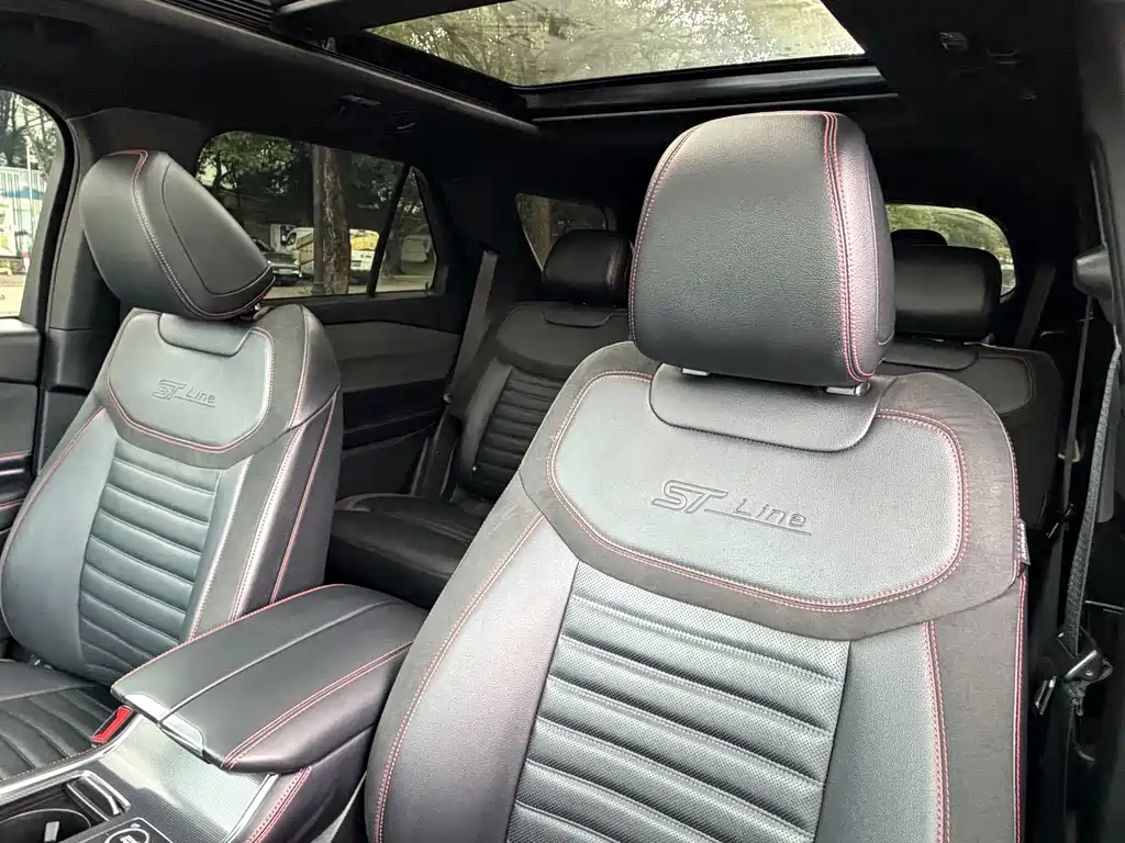 Ford Explorer — миниатюра 7