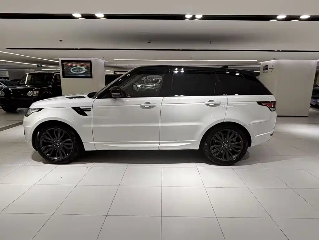 Land Rover Sport — миниатюра 4