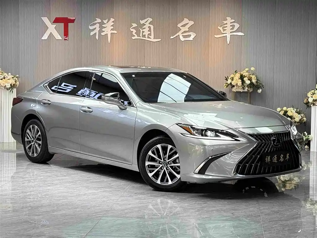 Lexus ES 2024 200 Premium