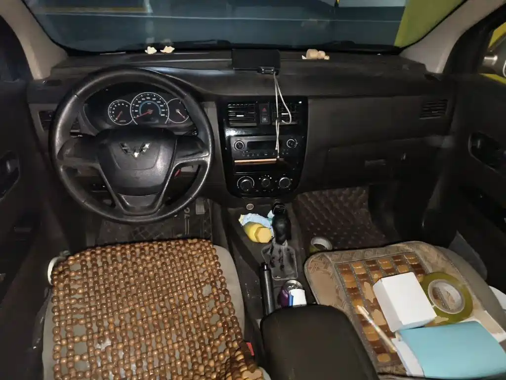 Wuling Rongguang V — миниатюра 13