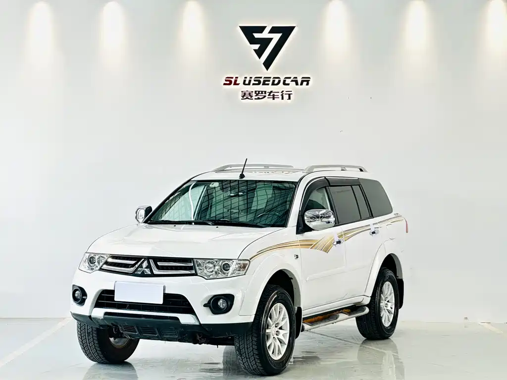 Mitsubishi Pajero Sport 2013 3.0L AT Flagship