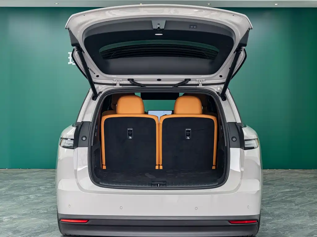 Li Auto i8 2025 Standard