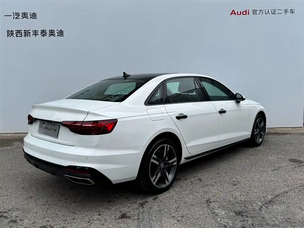 Audi A4L 2022 40 TFSI Fashion