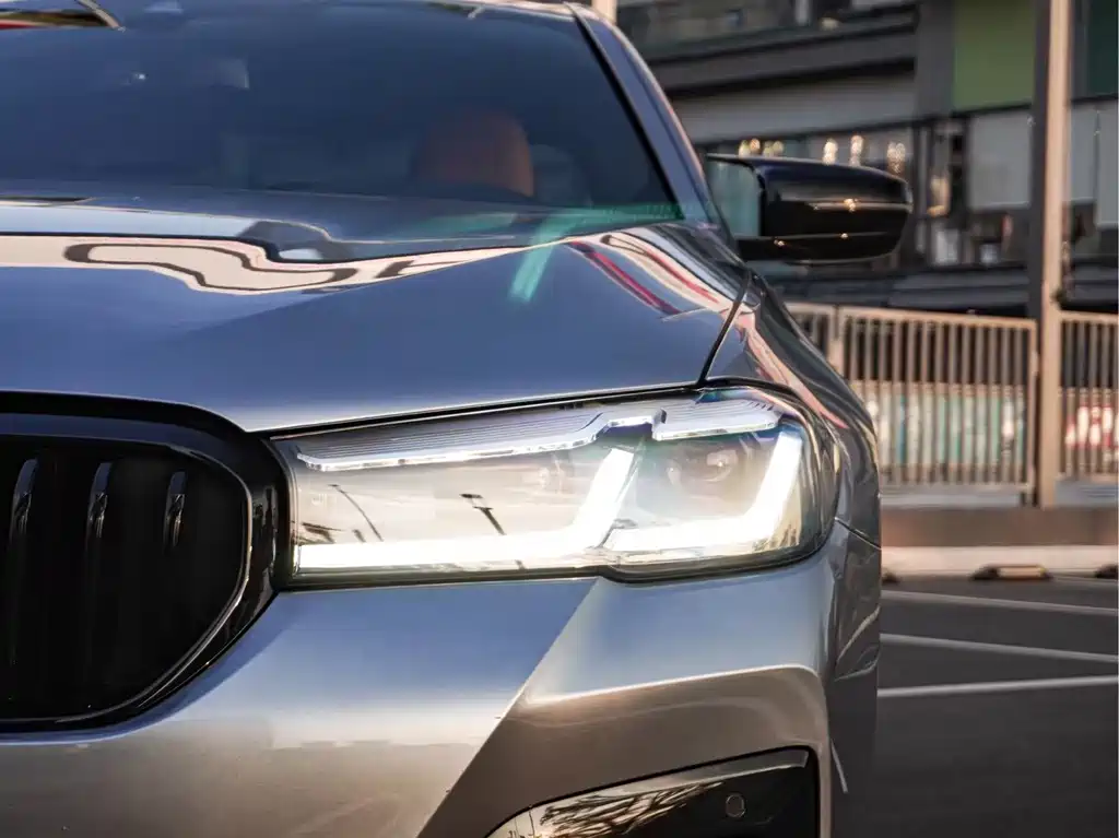 BMW 5 Series (Import) — миниатюра 6