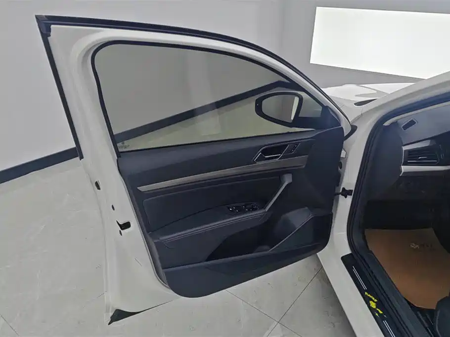 Volkswagen Lavida 2019 1.5L AT VI