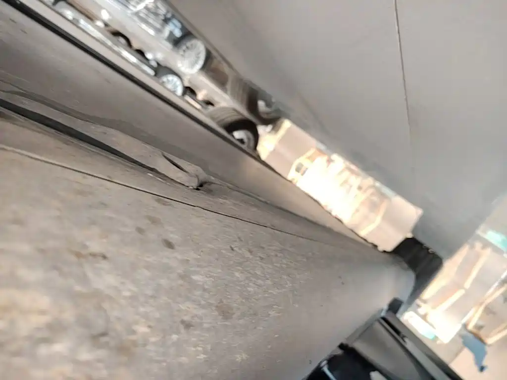 Tesla Model Y — миниатюра 21