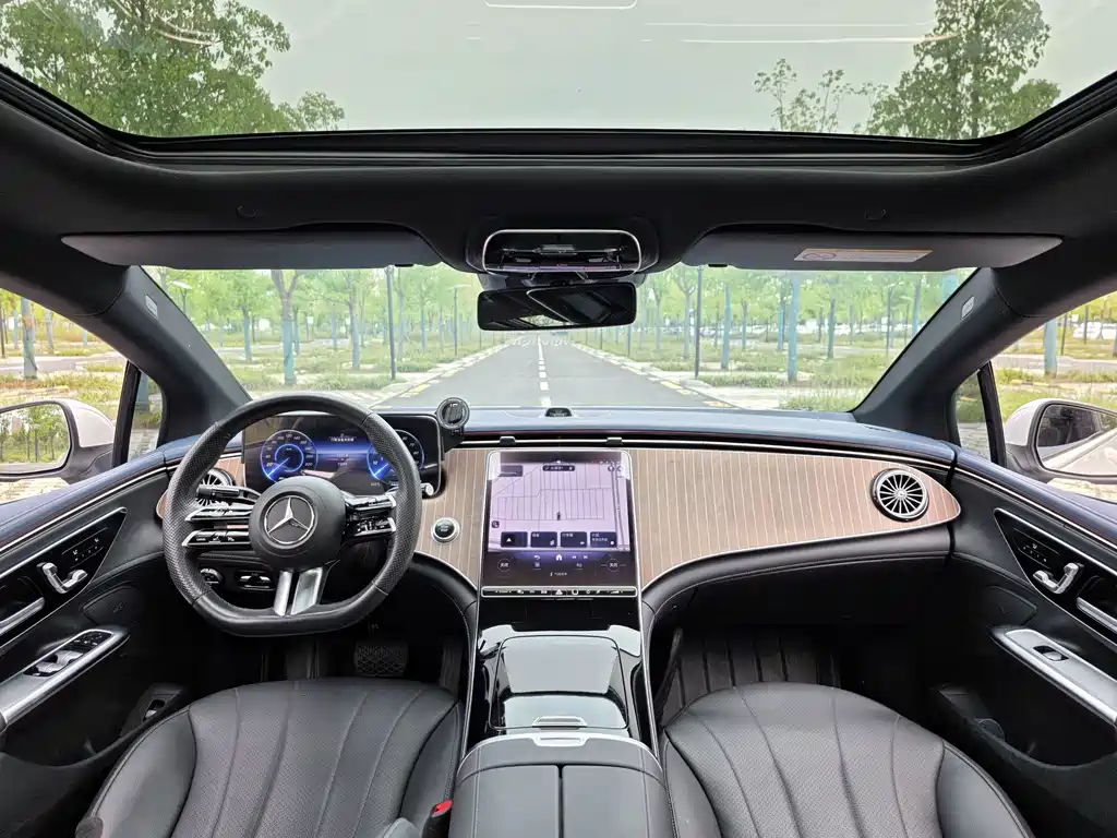 Mercedes-Benz EQE — миниатюра 18