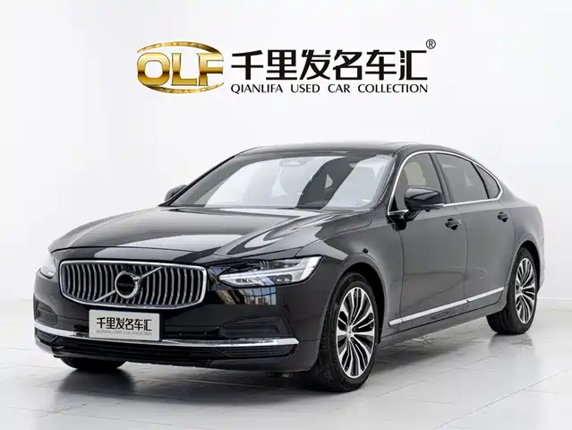 VOLVO  S90 2024