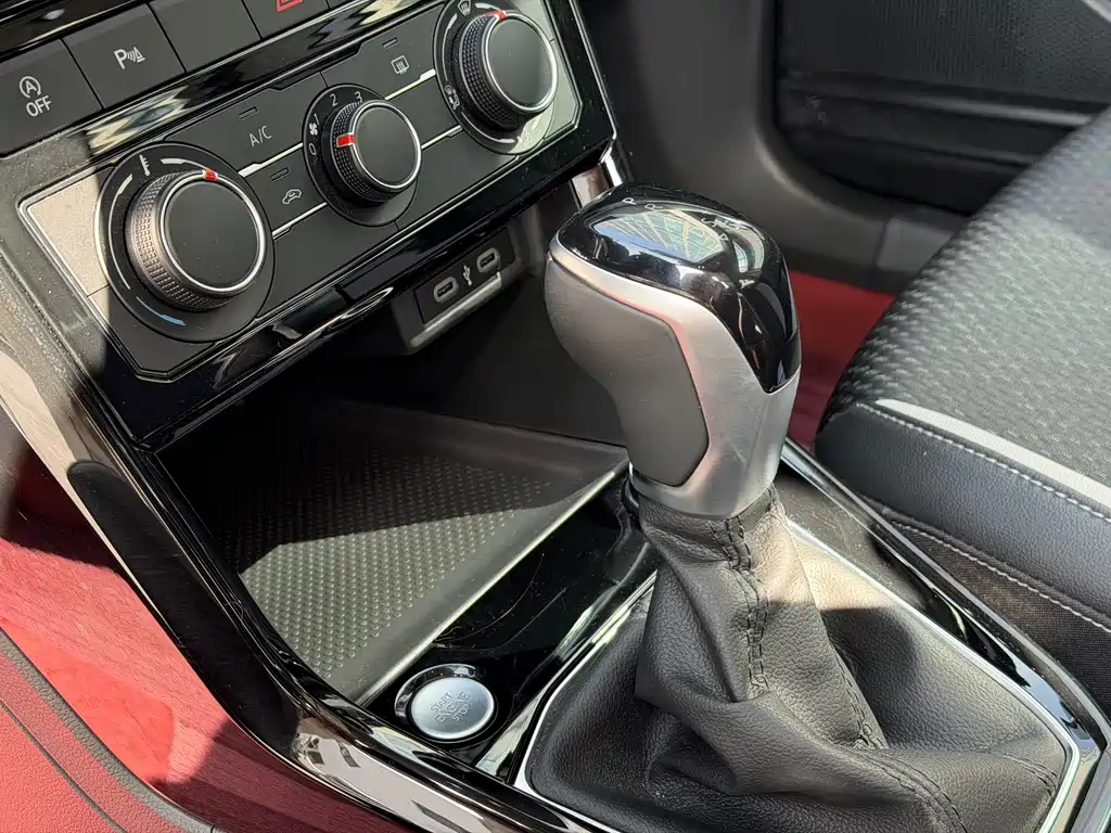 VOLKSWAGEN EXPLORING THE SHADOW