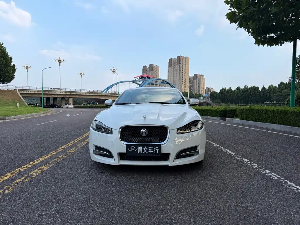 Jaguar XF — миниатюра 2
