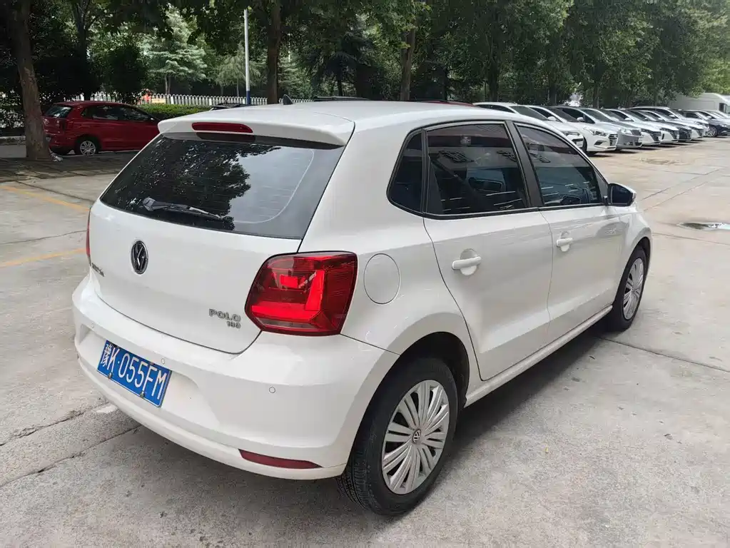 Volkswagen Polo — миниатюра 5