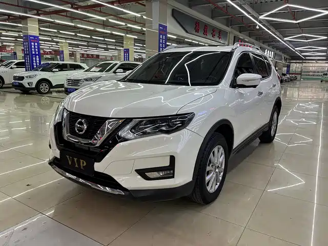 NISSAN QIJUN