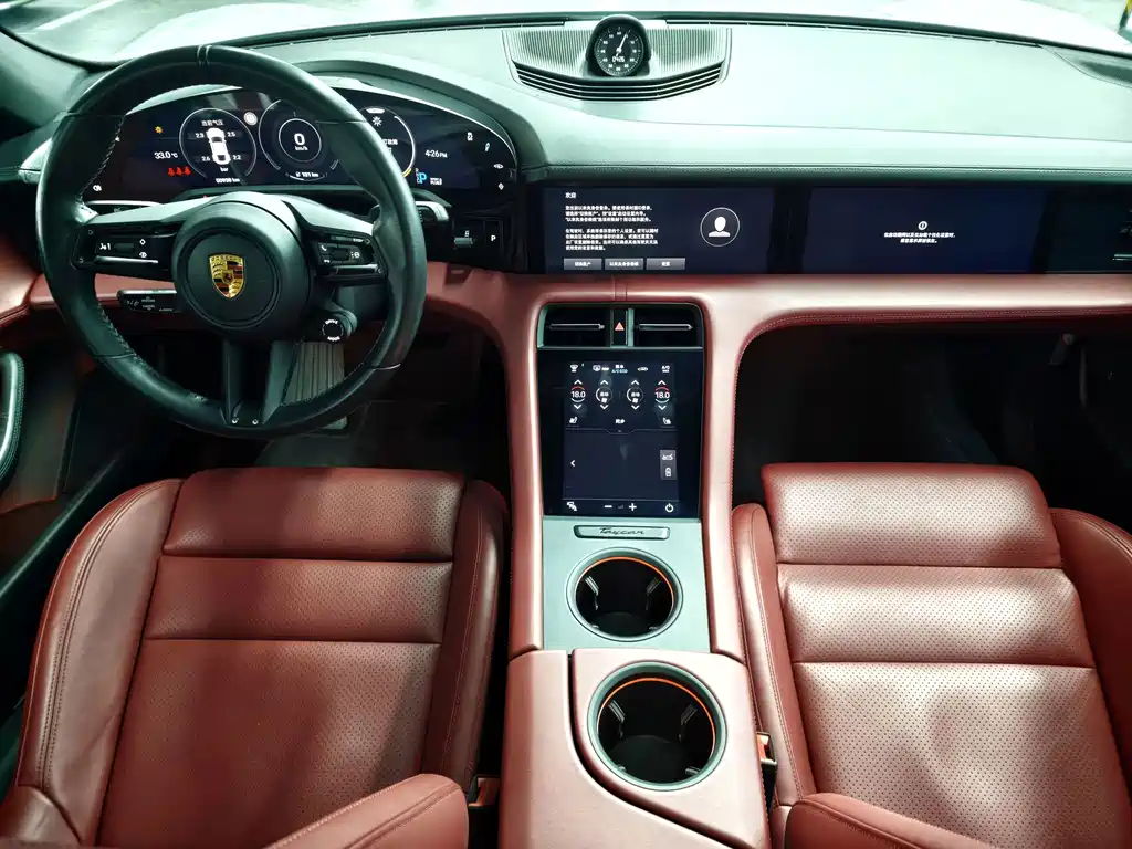 Porsche Taycan — миниатюра 10