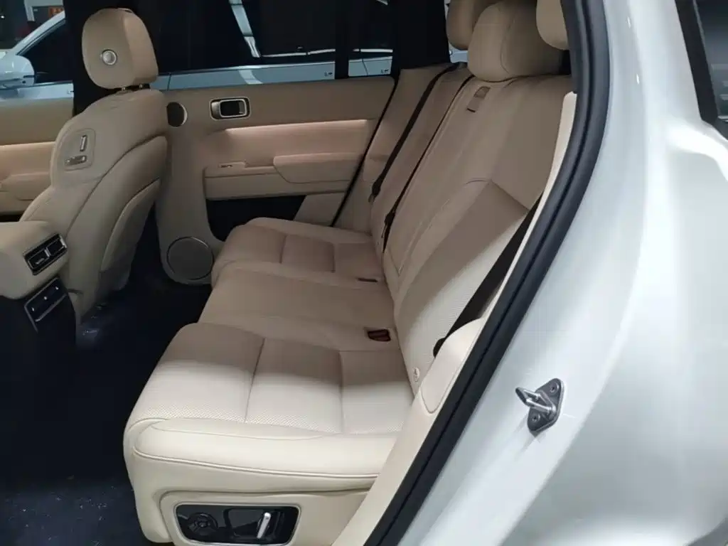 Li Auto Li L7 — миниатюра 17