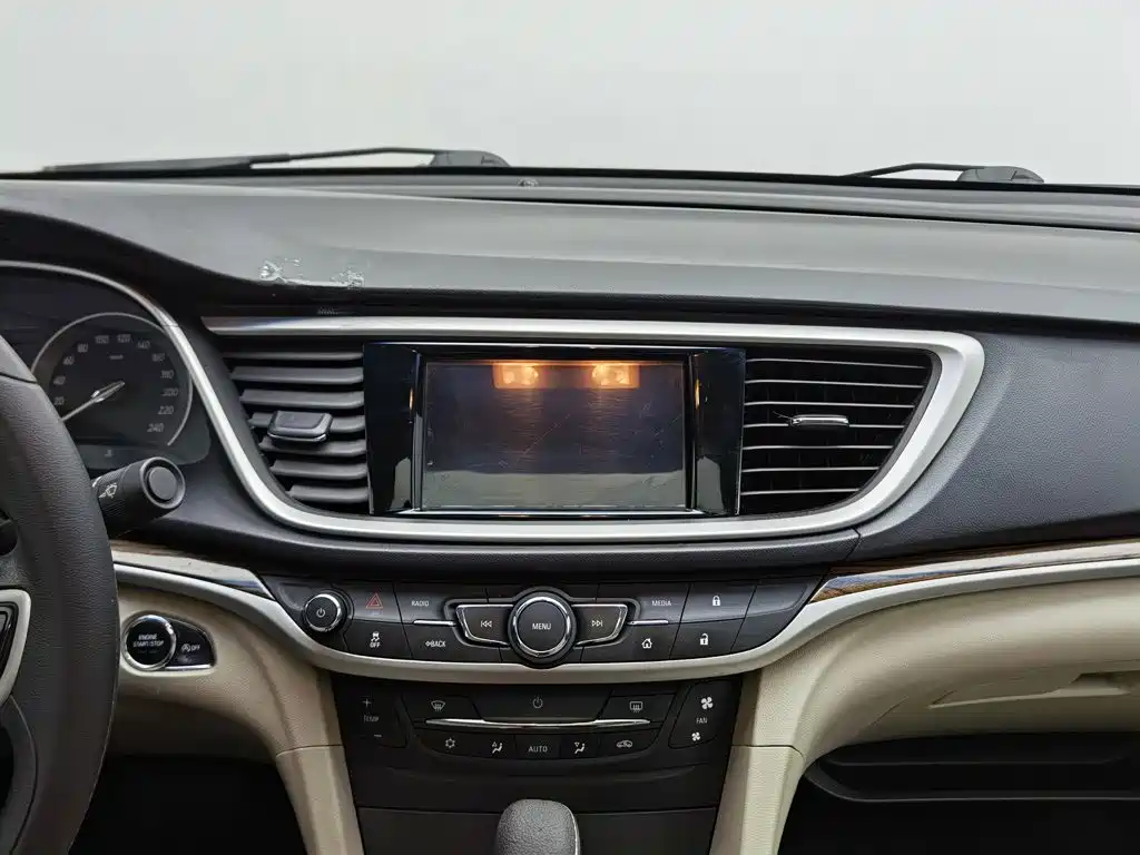 Buick Excelle — миниатюра 12