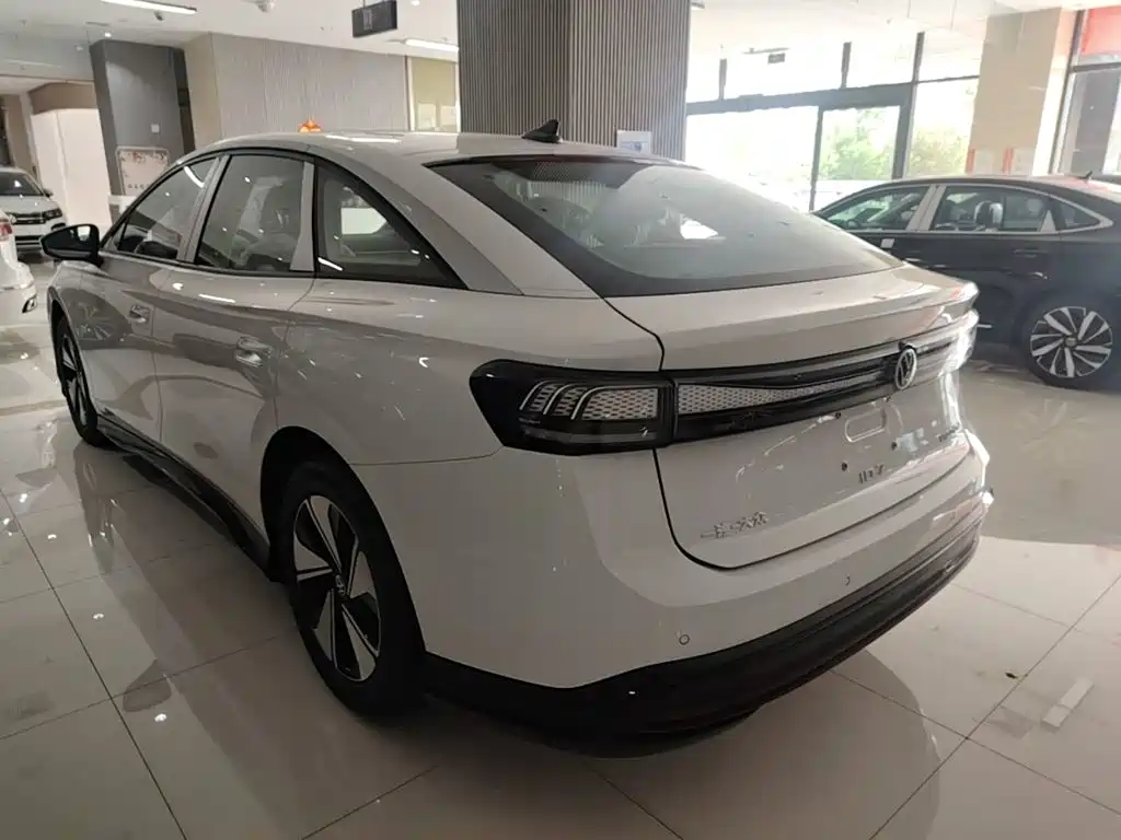 Volkswagen ID.7 VIZZION 2024 AIR