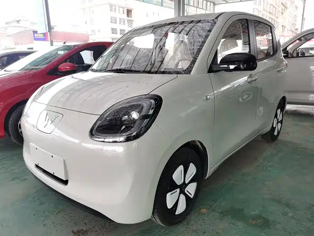 WULING AUTOMOBILE HONGGUANG MINIEV 2025