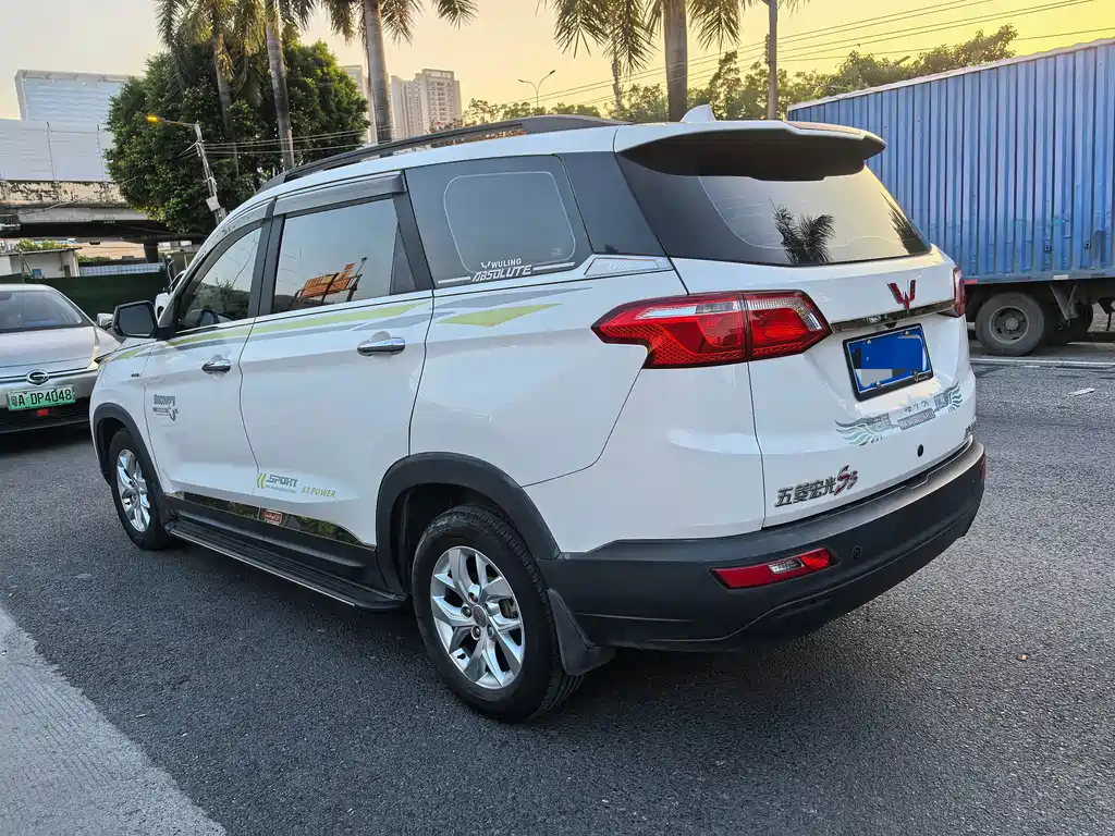 Wuling Hongguang S3 — миниатюра 5