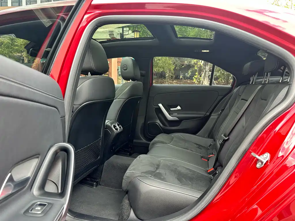 MERCEDES-BENZ A CLASS