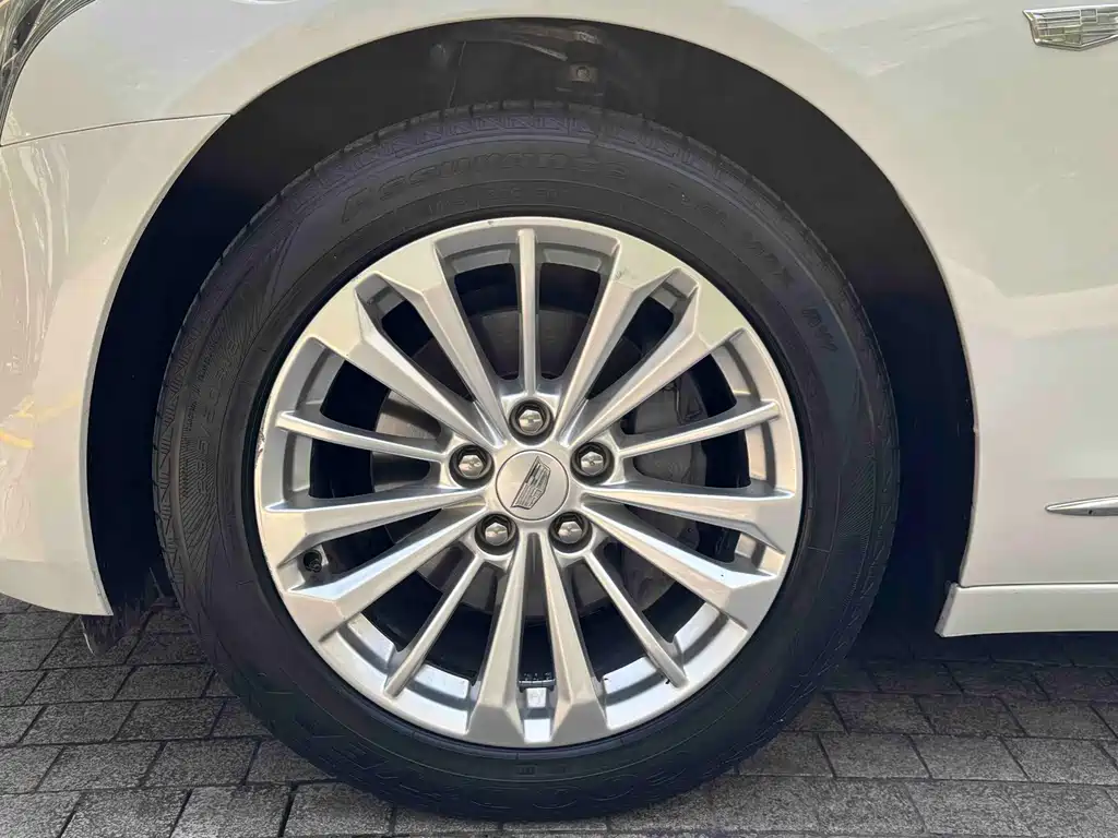 Cadillac CT6 — миниатюра 4