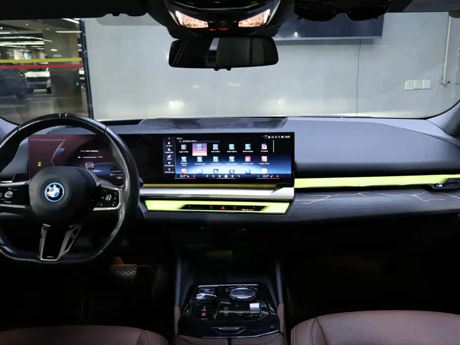 BMW i5 — миниатюра 19