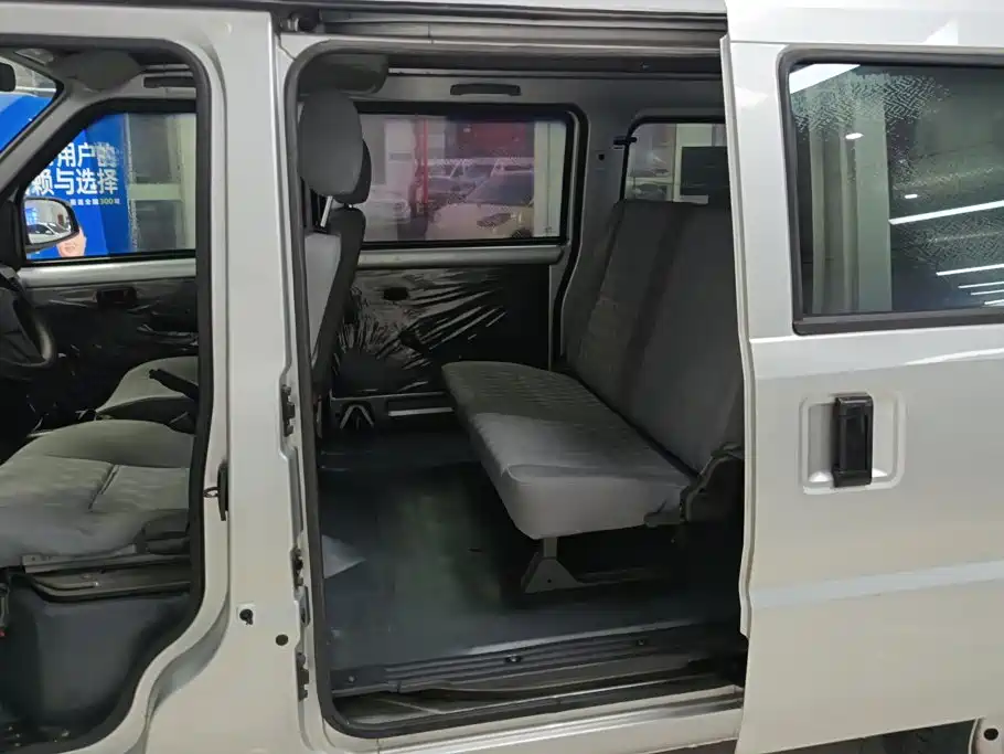 Wuling Rongguang — миниатюра 11