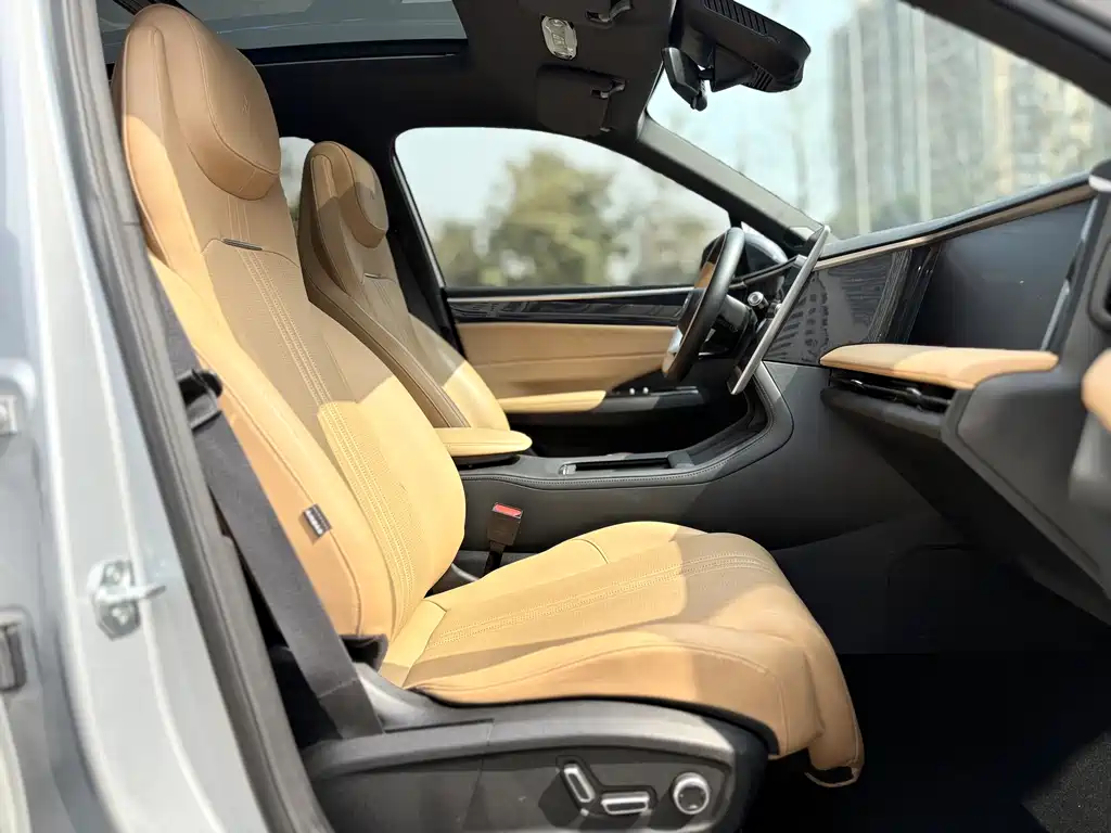 GEELY GALAXY GALAXY L7