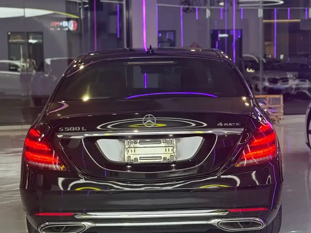 Mercedes-Benz S-Class — миниатюра 11