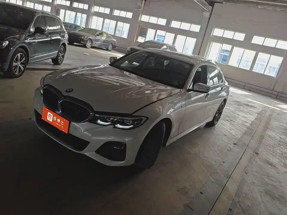BMW 3 Series 2022