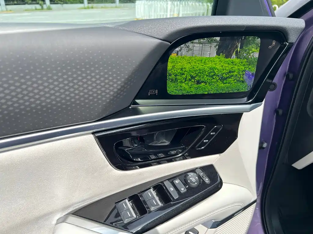 Honda Hiroyo Honda P7 — миниатюра 9