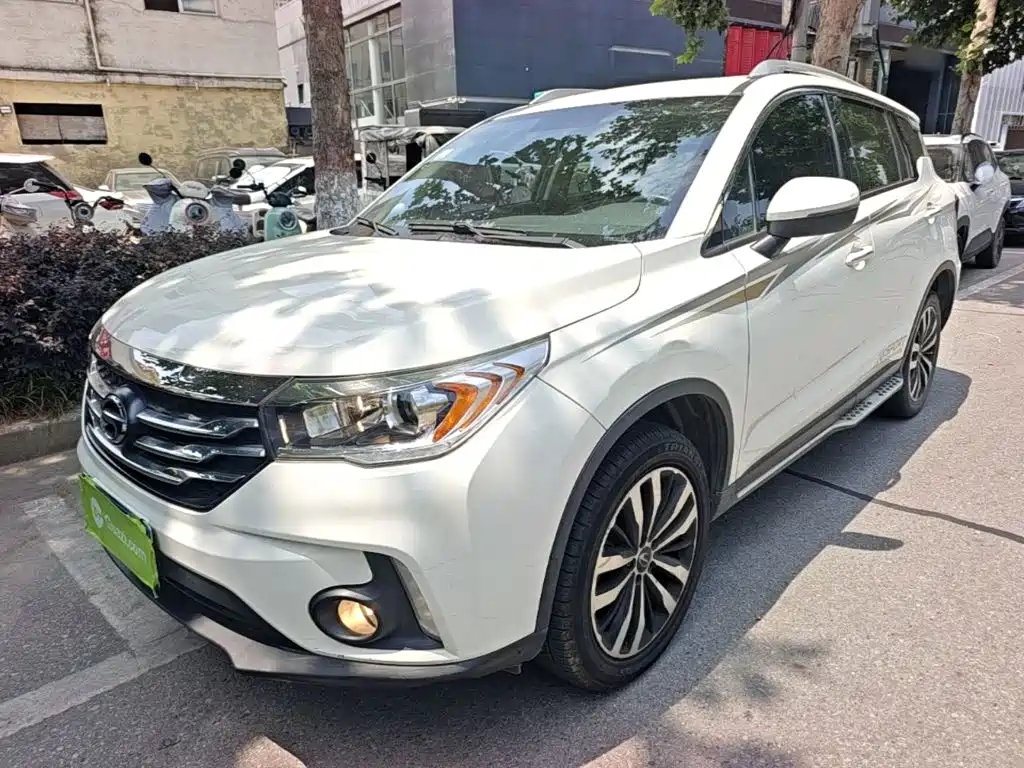 GAC Trumpchi GS4 2016 235T G-DCT Luxury Edition