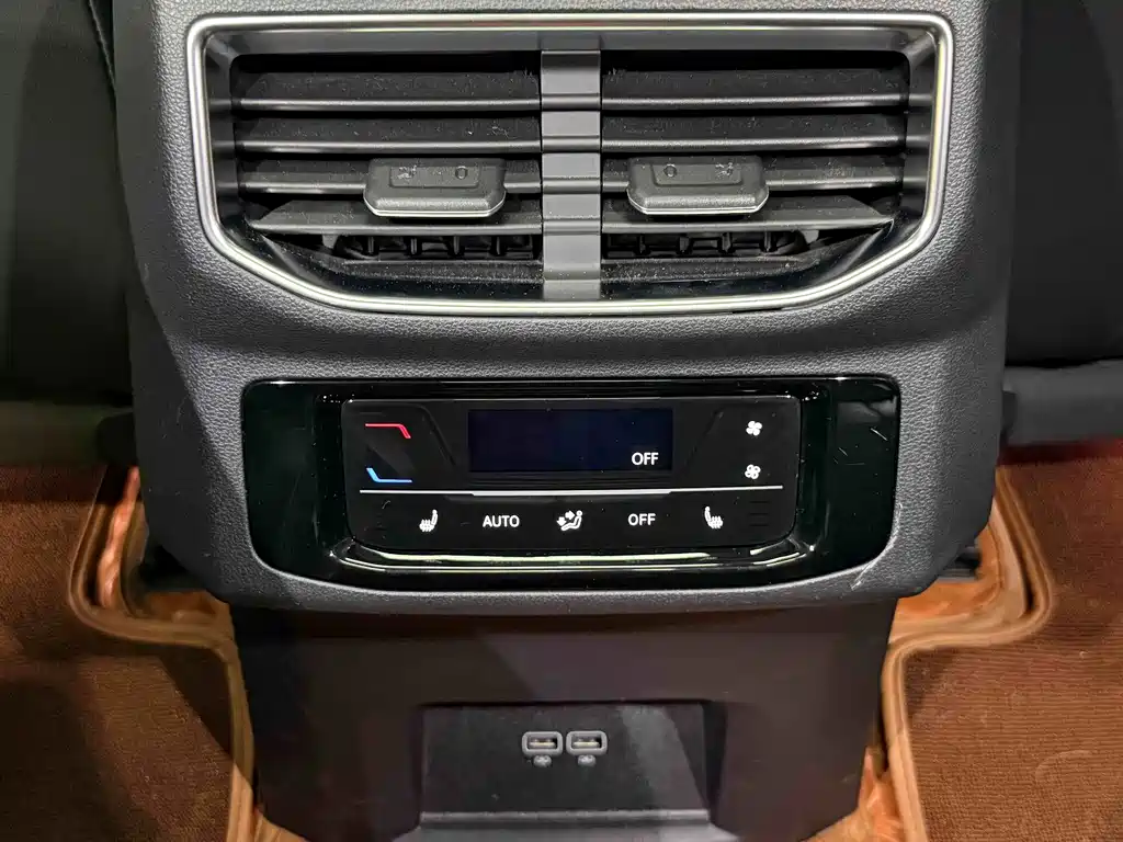 Volkswagen Talagon — миниатюра 4