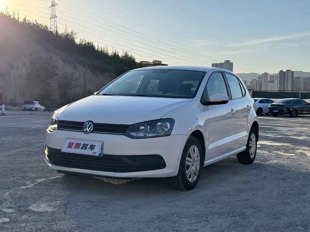Купить Volkswagen Polo