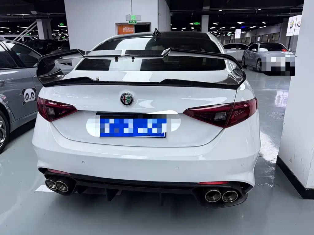 Alfa Romeo Giulia — миниатюра 5