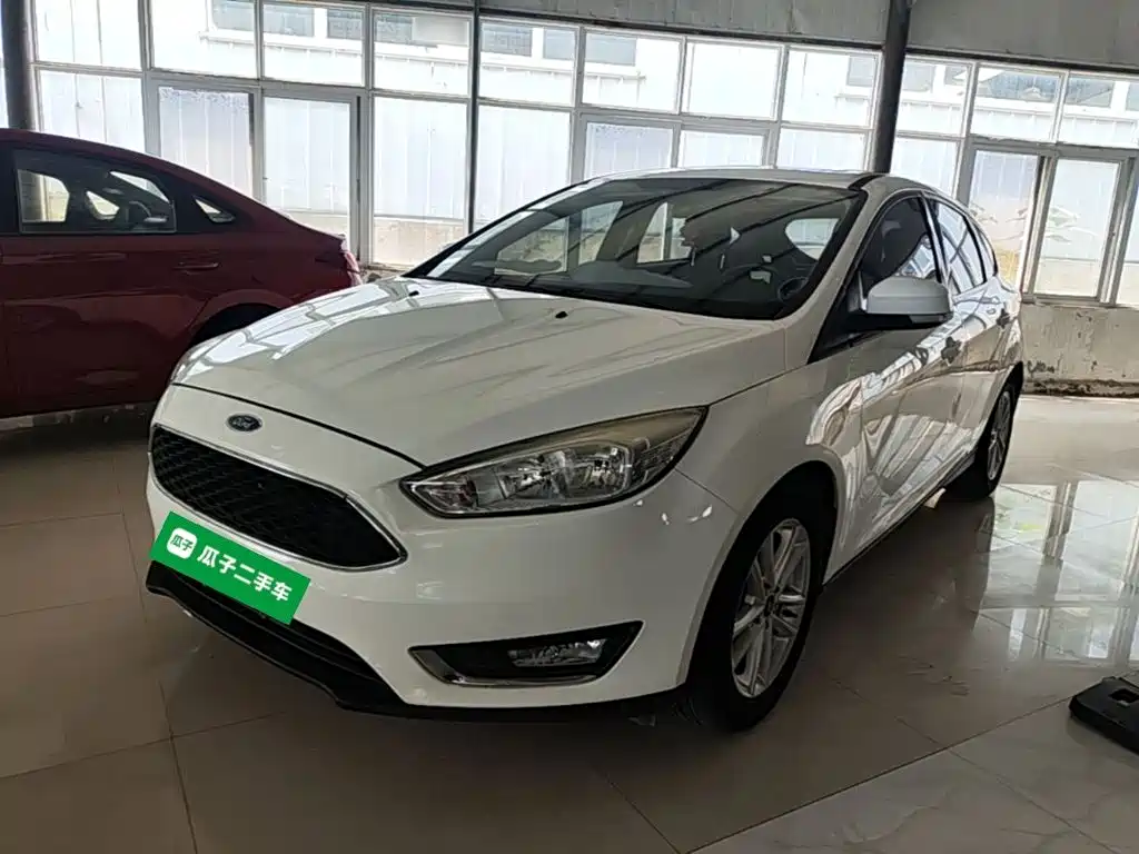 Ford Focus 2015 Hatchback 1.6L Auto Elegant Type