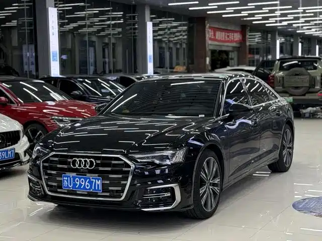 奥迪A6L 2026款 45 TFSI 臻选动感型 2026