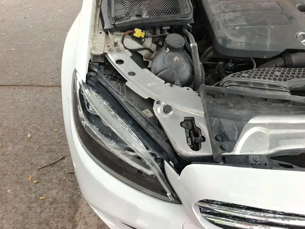 Mercedes-Benz C-Class — миниатюра 21