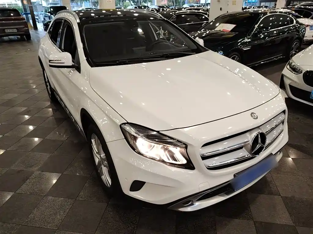 Mercedes-Benz GLA 2015 GLA 200