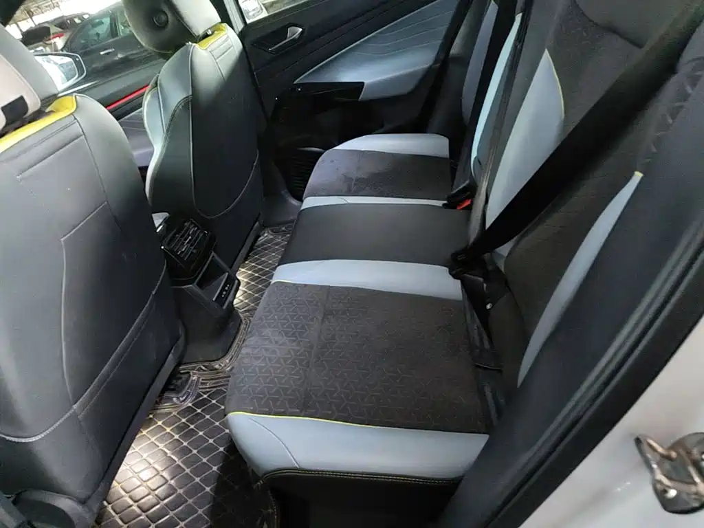 Volkswagen ID.4 X — миниатюра 13