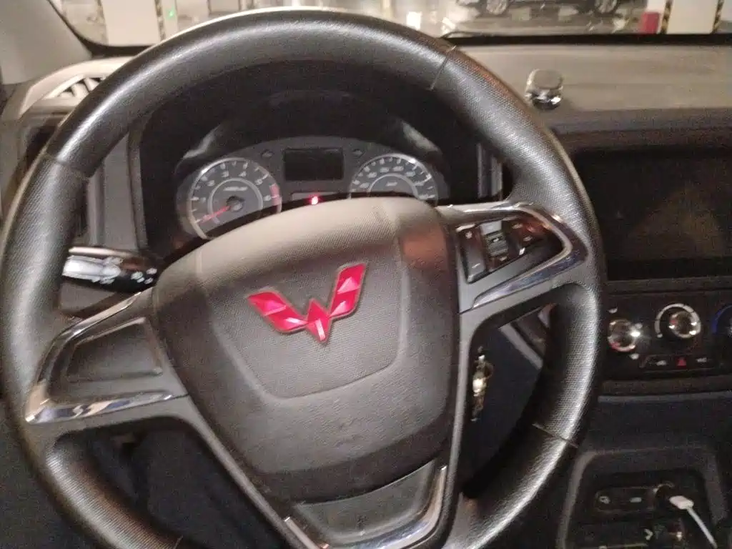 Wuling Journey — миниатюра 6