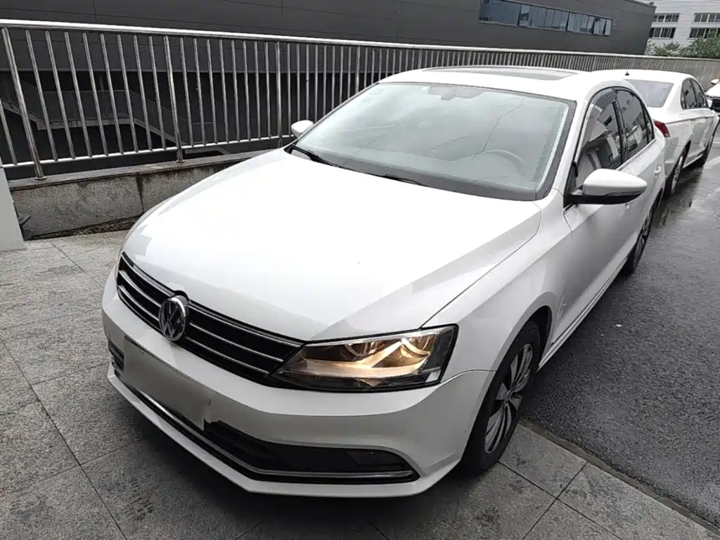 Volkswagen Sagitar — миниатюра 2