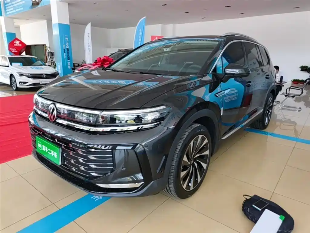 Volkswagen Viloran 2026 450TSI 6 мест