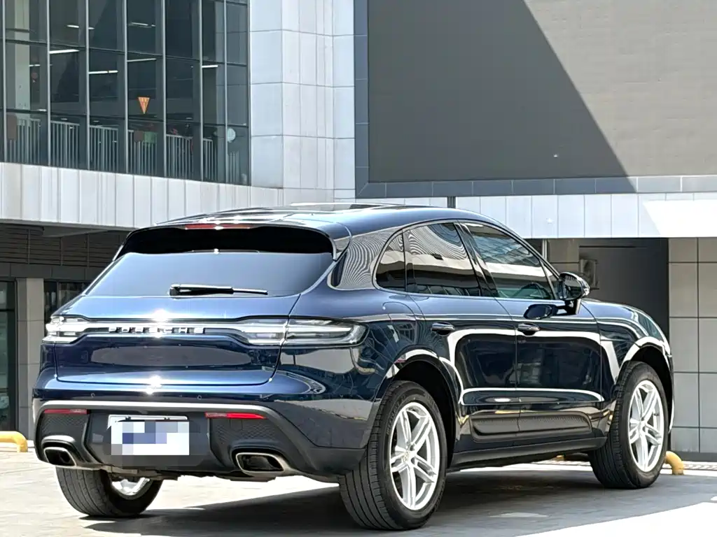 Porsche Macan — миниатюра 13